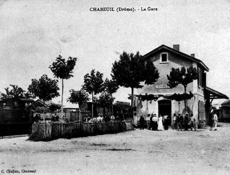 Arrivée du Tramway en gare de Chabeuil vers 1910