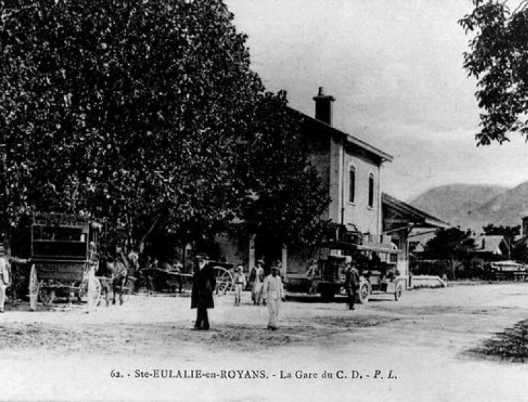 Terminus du Tramway à Ste Eulalie-en-Royans vers 1910