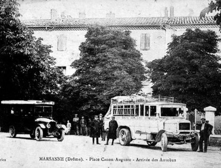 Arrivée des autobus à Marsanne en 1925