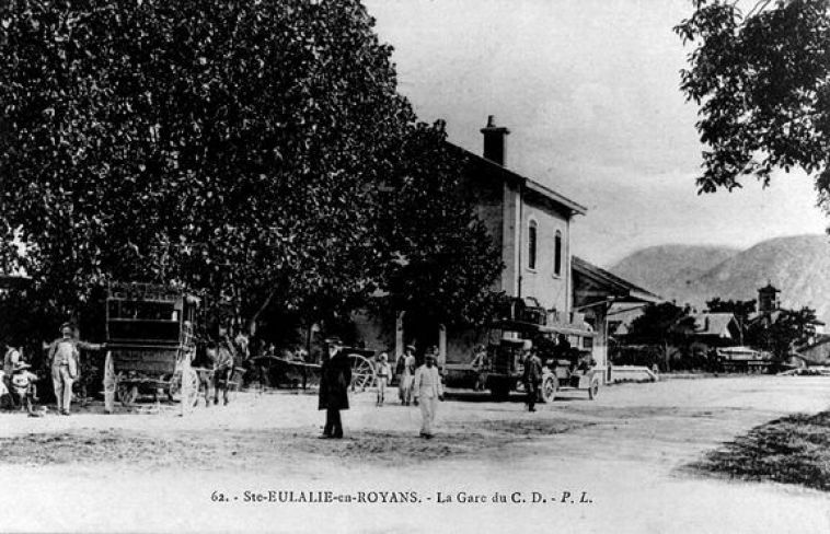 Terminus du Tramway à Ste Eulalie-en-Royans vers 1910